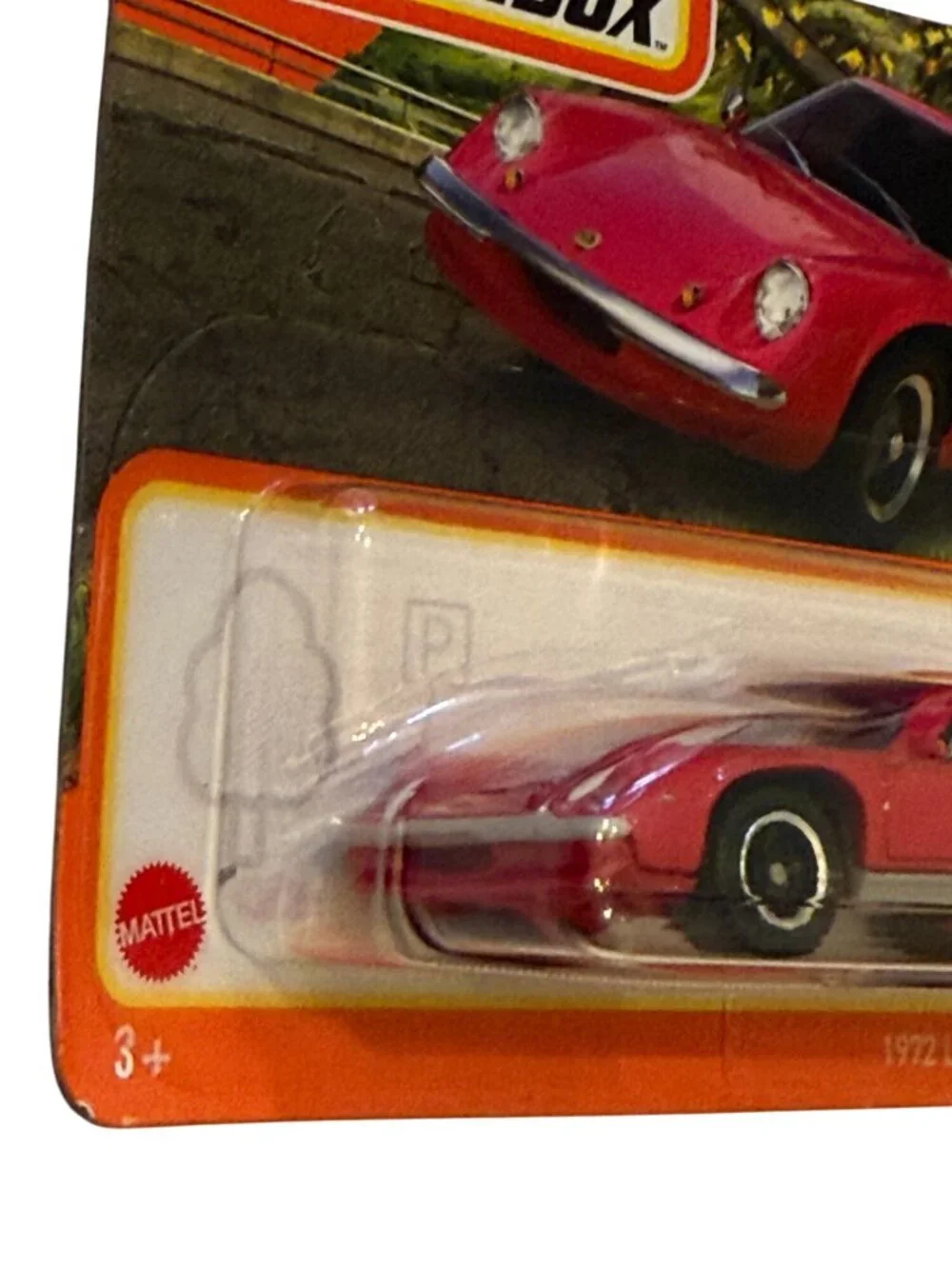Matchbox 1972 Lotus Europa MBX Highway 93/100 Magenta Diecast NOC